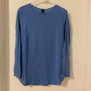 Blue Long sleeve Shirt With Buttons On The Back